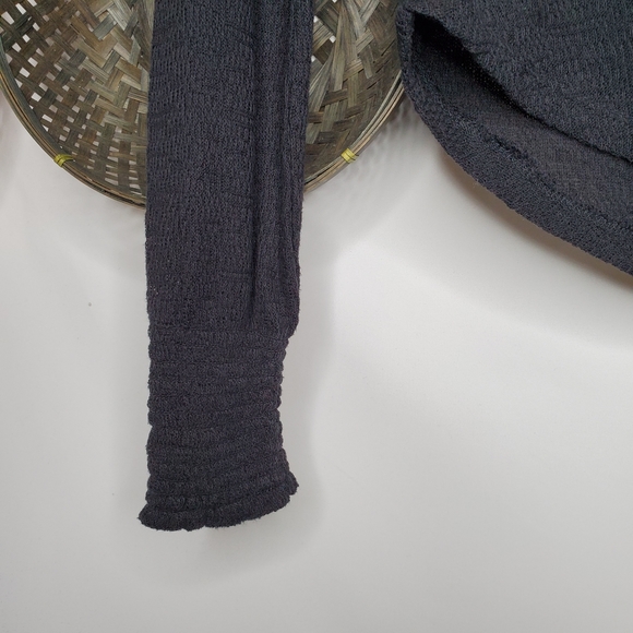 Free People Easy Breezy Henley Floral Embroidered Blouse NEW - Picture 4 of 7